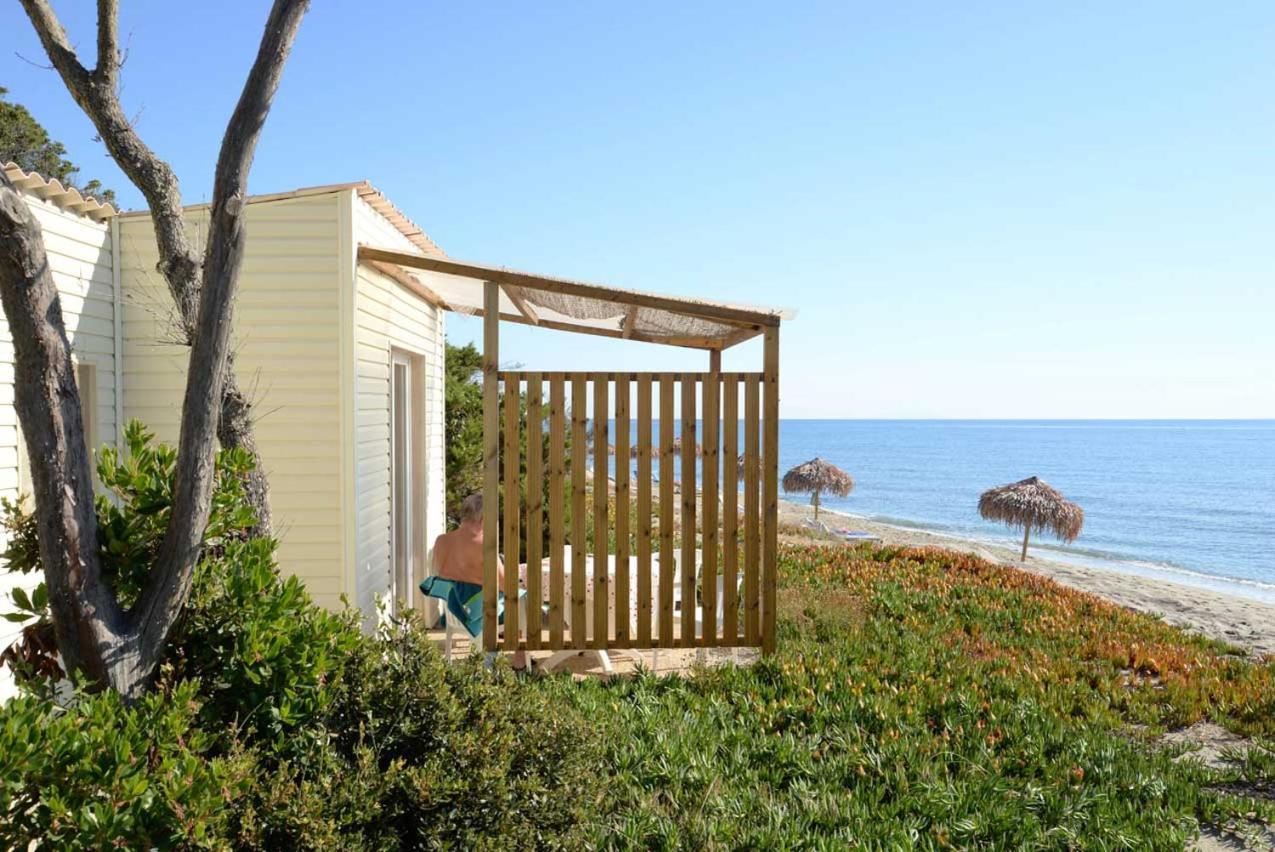 Domaine Naturiste De Riva Bella Linguizzetta Oda fotoğraf